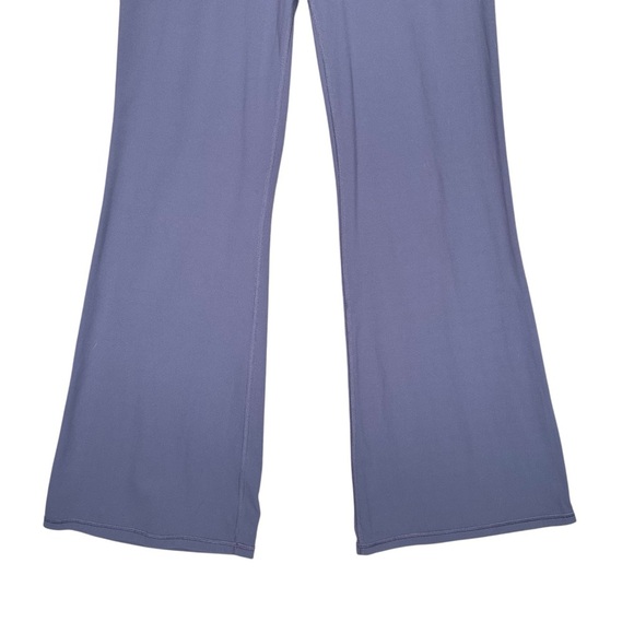 ATHLETA Salutation Stash Pocket Flare Pant in lavender - Picture 11 of 15